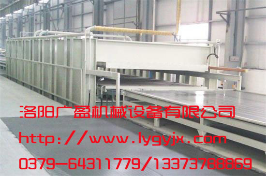 1575248646371627.jpg 冷藏車廂板熱壓機 水印.jpg